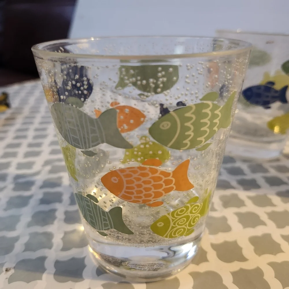 Plastic Fish Cups NWOT
